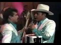 Los Tigres Del Norte - Los Dos Plebes En Vivo 1994.avi