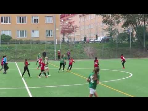 November gör 1-0 för Reymersholms IK F04 mot Årsta FF [8/10 2016]