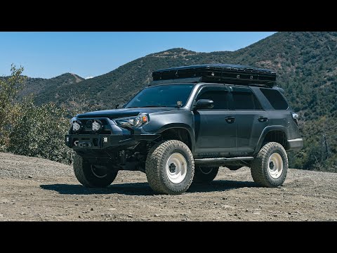 Black Rhino Solid on Toyota 4Runner