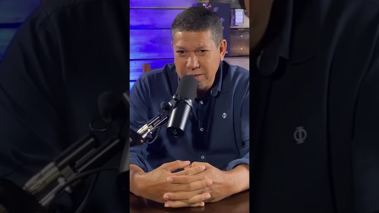 Por que o preço do leite caiu em plena entressafra? Resposta no Podcast Agro A Mais.
