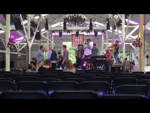 Higher - Vocal Spectrum singing with David Phelps (Sound Check)