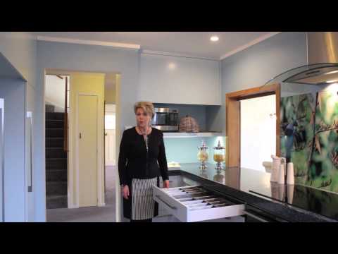 SOLD - 27 Ladies Mile, Remuera - Janice Hamilton - Cox and Philip Cox