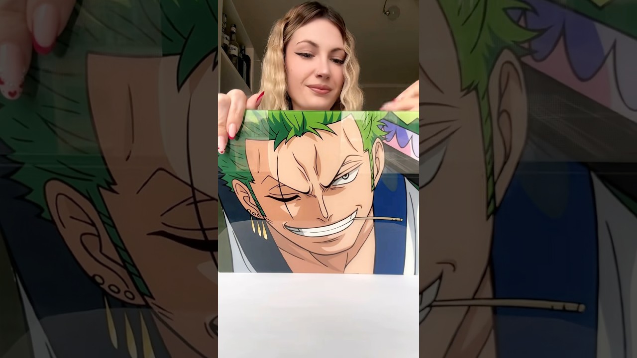 Painting Zoro💚 #anime #zoro #zoroedit #otaku #glasspainting #art #art #onepiece #zoroedit #drawing