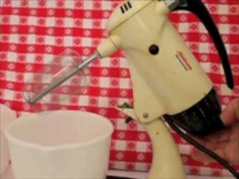 Vintage 1955 Sunbeam Mixmaster Model 10A1