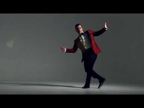 4 Seasons in 1 Night - starring Bobby Fox