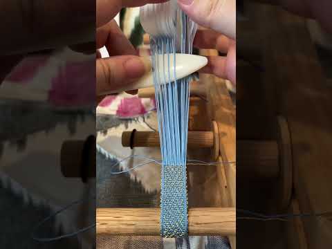 Medieval Brocade Tablet Weaving Mini Tutorial