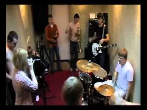 ЧИЛИНТАНО! - Сладкий Сон (Ленинград cover) video thumbnail