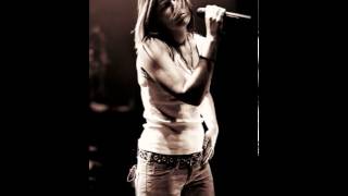 Dido live at Philadelphia 2004 - 01 - Stoned