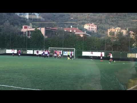 Marassi - Cogornese il  fallo che determina il 2º rigore per gli ospiti