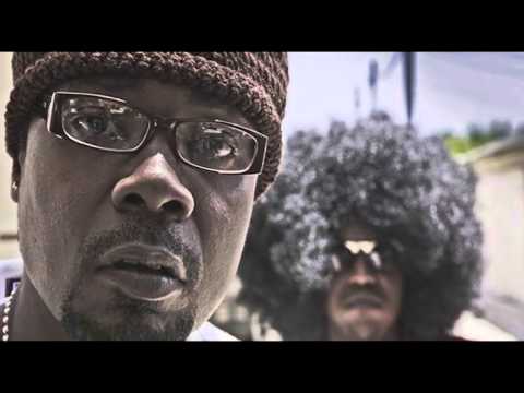 Boogie Brown Shoes & Poly Boo - 