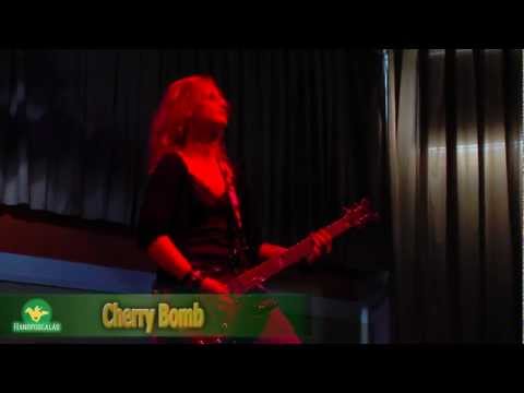 Cherry Bomb - Hangfoglalás 2011 HD