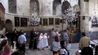 preview picture of video 'Catholic procession at the Church of the Nativity in Bethlehem enters to the Grotto'