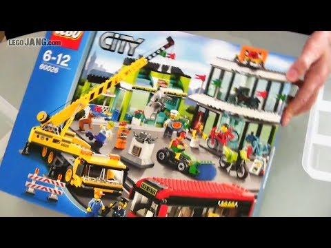 Flashback Build ⏩ LEGO City Town Square 60026 from 2013