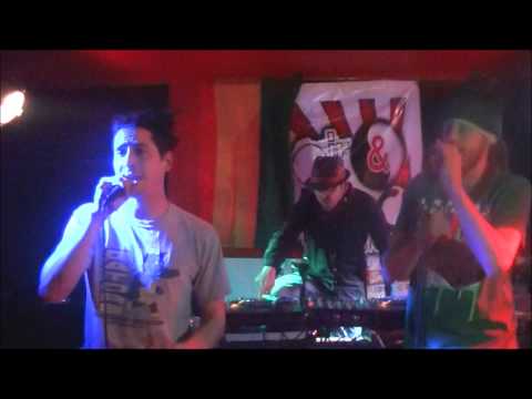 Daddy Cookiz,Stoneman & Selecta T-bo (Atomic Spliff) - Live "Le Noir et Blanc" (Virton, 22.02.2014)