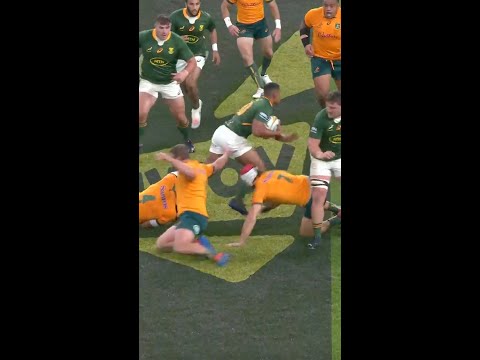 Damian Willemse beats 7 Wallabies with deadly step 🔥