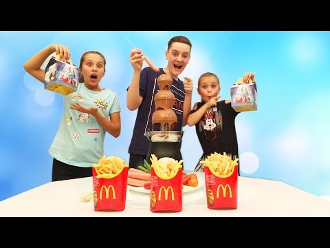 Обычная Еда против Мармелада - Челлендж! Gummy Food vs Real Food - Chocolate Fountain Challenge!