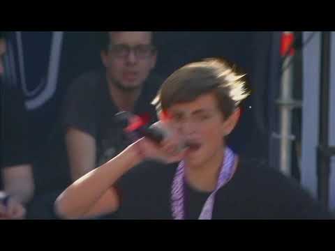 Eude vs Juan SNK vs Pboy pero solo con Pboy pidiendo una mano arriba