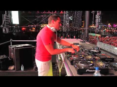 Super Sako & Tatul   Let's Go Back to the Beach