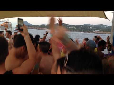 Carl Cox Boat Party with Yousef Playing on Board!