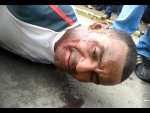 Homem surta e agride mais de sete pessoas em Ouro Fino