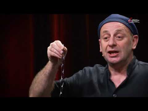 Alf Poier - politisch links, politisch rechts?