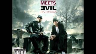 Eminem And Royce Da 5′9 - Above The Law (HQ+Lyrics)
