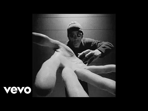 Dive Index - She's Exploding (feat. Natalie Walker)