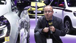 preview picture of video 'Обзор Renault Clio 4 в спецверсии Initiale Paris - Парижский Автосалон 2014'