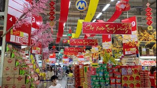 Going to supermarket for TET holiday 2023