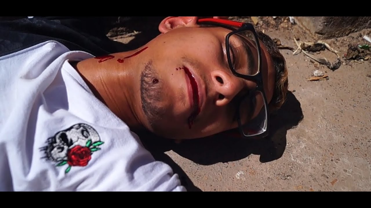 Sky Blue - Fábrica de Monstros (CLIPE OFICIAL)