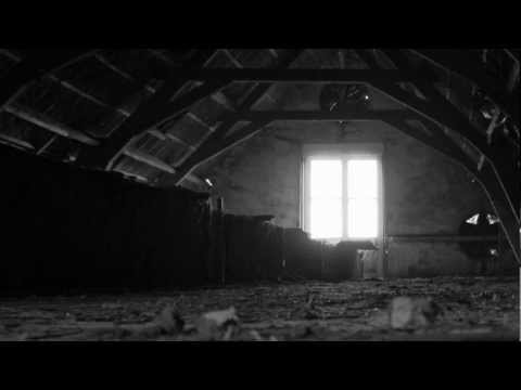 Haunting Mysterious Music - "The Dusty Attic"