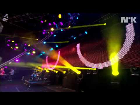 Lars Vaular & Sondre Lerche - Øynene lukket - Live @ VG-lista, Rådhusplassen 2012