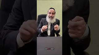 Правило: Пять на пять (הרב יצחק פנגר) - התמונה מוצגת ישירות מתוך אתר האינטרנט יוטיוב. זכויות היוצרים בתמונה שייכות ליוצרה. קישור קרדיט למקור התוכן נמצא בתוך דף הסרטון Правило: Пять на пять (הרב יצחק פנגר) - התמונה מוצגת ישירות מתוך אתר האינטרנט יוטיוב. זכויות היוצרים בתמונה שייכות ליוצרה. קישור קרדיט למקור התוכן נמצא בתוך דף הסרטון