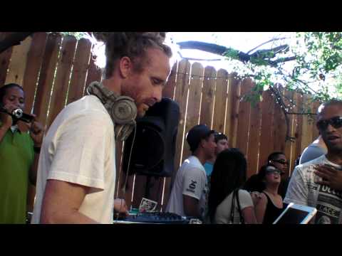 DJ DREZ - SUNDAY HIP HOP - LIVE @ THE DO-OVER 8.02.09