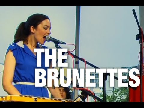 WATCH The Brunettes "Loopy Loopy Love" | indieATL session