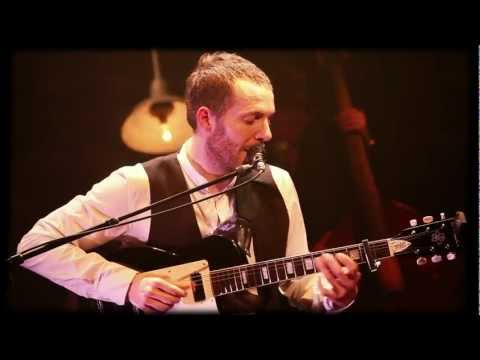 Barcella - Claire Fontaine [live @ Café de la Danse 08/03/12]