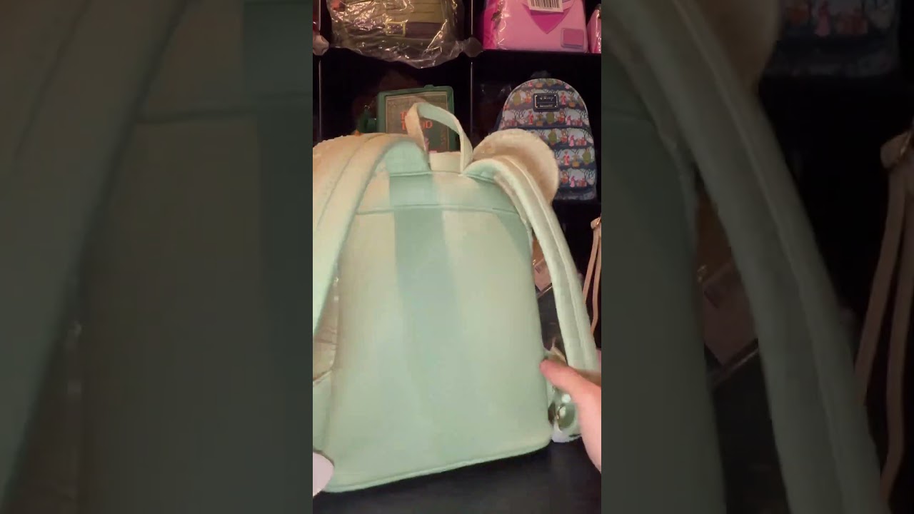 Mint sequin LOUNGEFLY set #loungefly #minibackpack #wristlet #sequins #minibackpack #mint #green