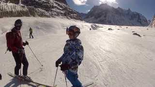 preview picture of video 'Aiguille du Midi Chamonix Vallée blanche ski offpiste with GoPro HD cam'