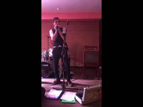 Fat Tone Amps - Liam Ward plays through his new bespoke harp amp.