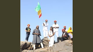 Download lagu Abay (feat. Ema Elfeyes) mp3