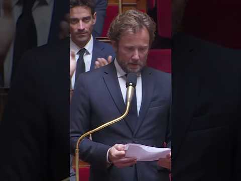 Nous déposons une motion de censure !