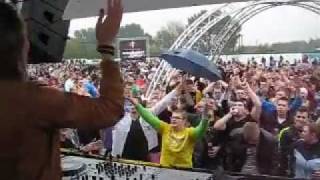 Dalora @ Ruhr in Love 2011 Federation X stage 25-06-2011.wmv