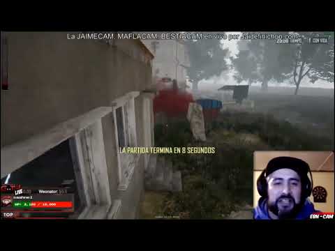 Bestia pegándole a la pc