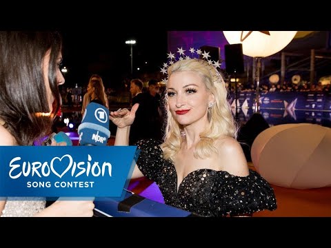 ESC 2019: Kate Miller-Heidke aus Australien auf dem Orange Carpet | Eurovision Song Contest | NDR