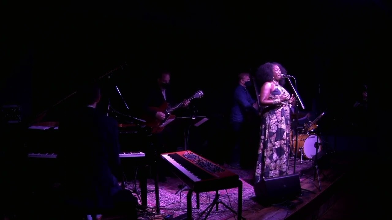 Promotional video thumbnail 2 for Michele Thomas Music