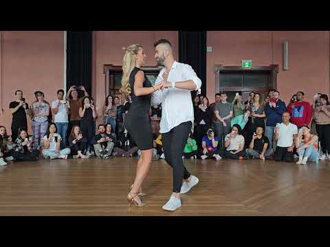 Ronie Saleh & Frida 🎼 Ayra Starr - Commas🎥  @brendonsatram5153  @Sydney Afro Kizomba Festival 2024