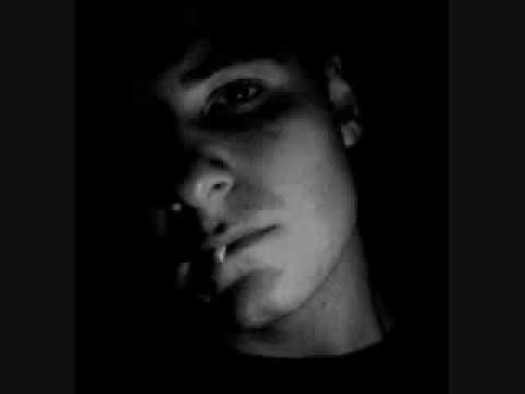 Rafael Lechowski -  Despertando al monstruo - Directo RNE (Radio 3) -  poema - subtitled