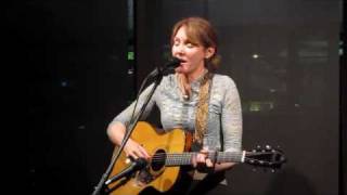 Diana Jones performs her song 'Cracked and Broken' at Conroe House Concerts