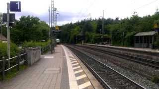 preview picture of video 'ICE Durchfahrt Bahnhof Burgthann'