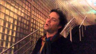 Rufus Wainwright sings &quot;Candles&quot;